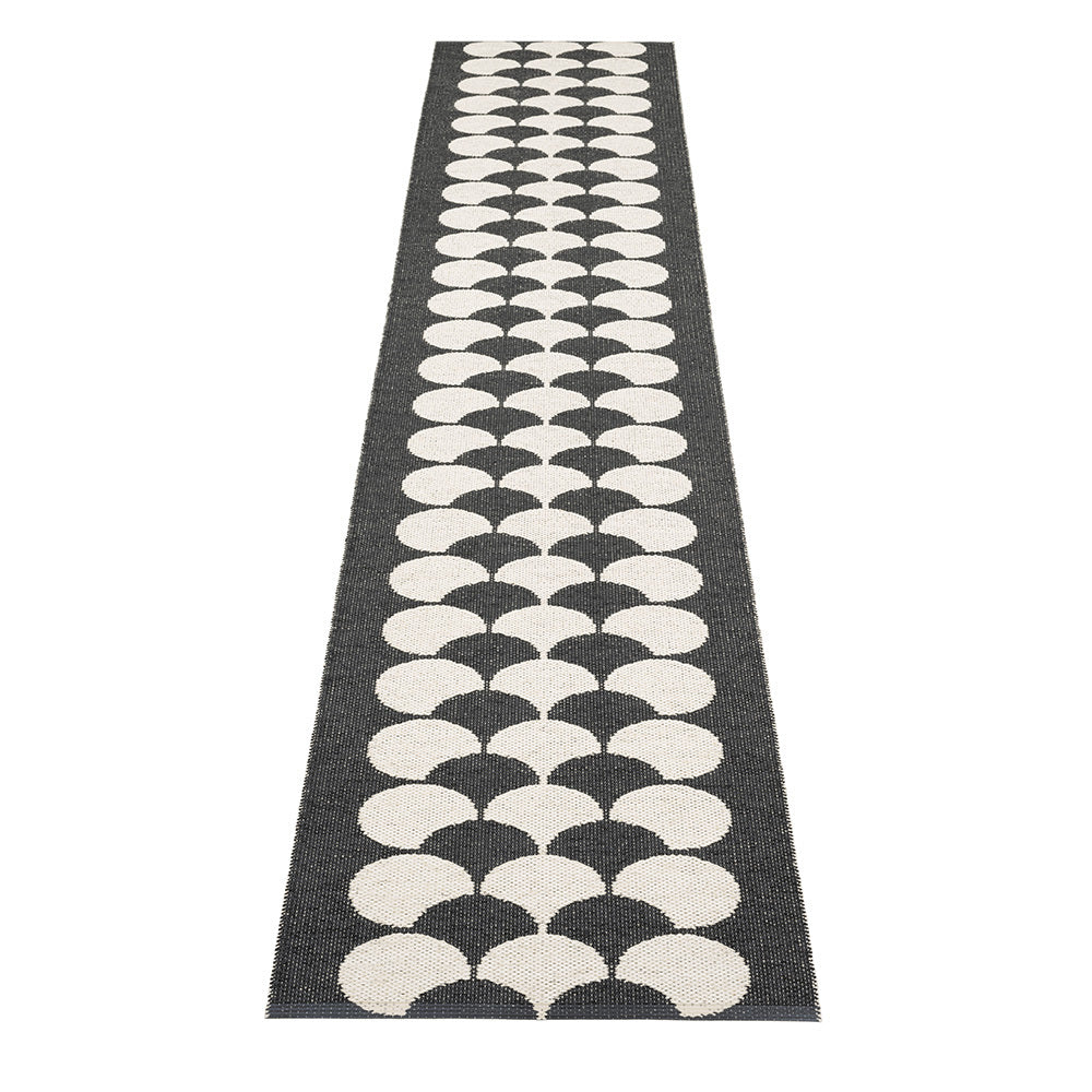 Pappelina Rug Bio Poppy Black