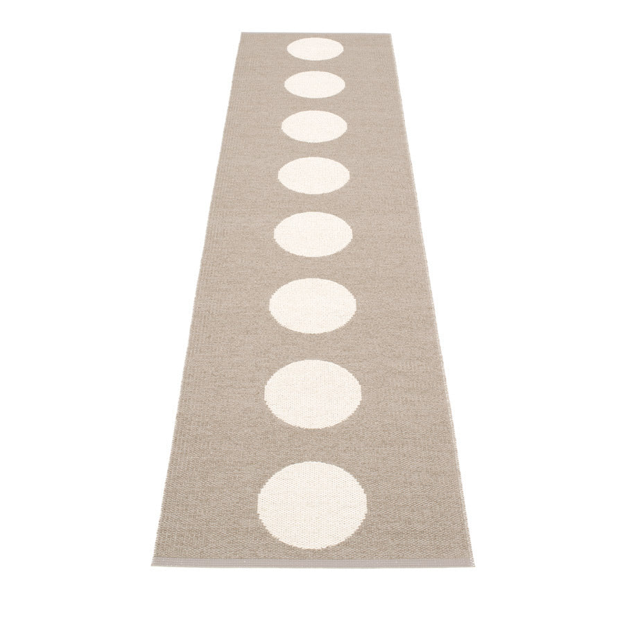 Pappelina Rug Vera Mud