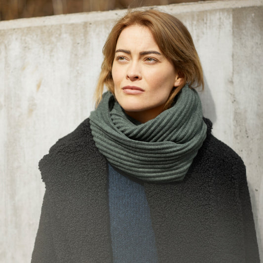 Design House Stockholm Pleece Snood Forest Green