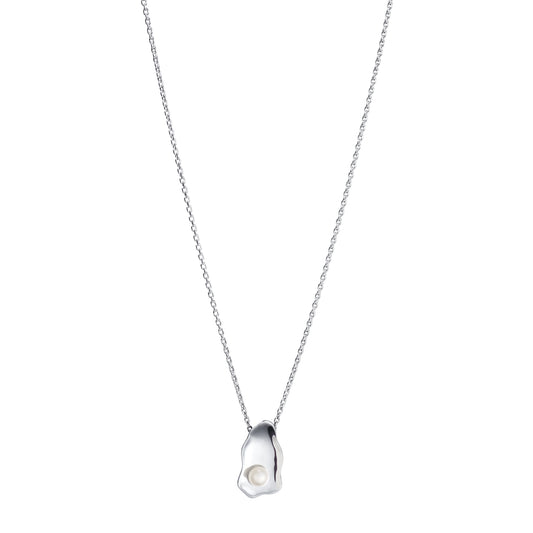 Efva Attling Oyster Necklace