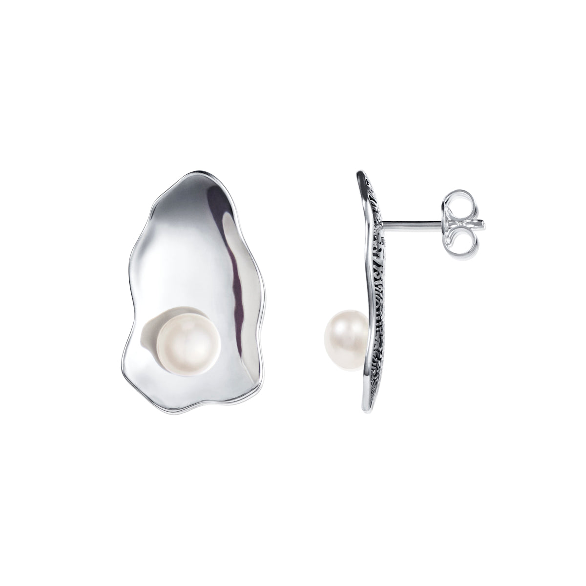 Efva Attling Oyster Earrings