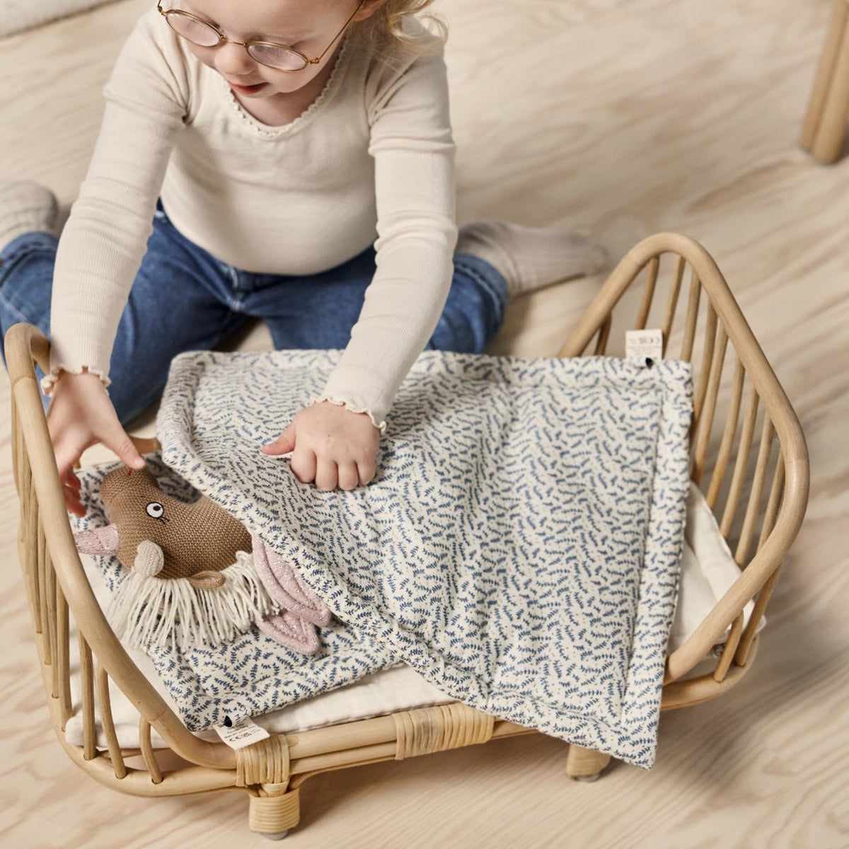 OYOY Nana Rattan Doll Bed