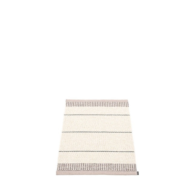 Pappelina Rug Belle Pale Rose