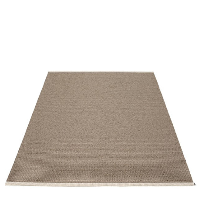 Pappelina Rug Mono Dark Mud