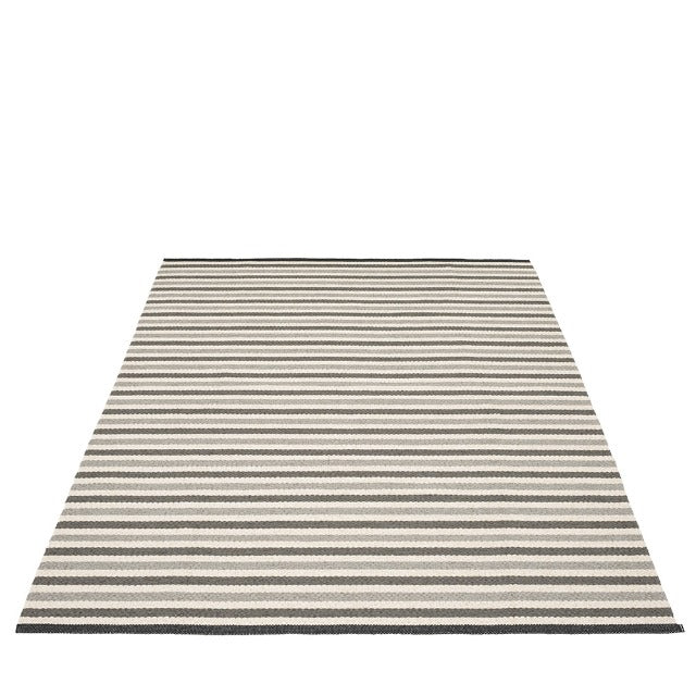 Pappelina Rug Teo Warm Grey