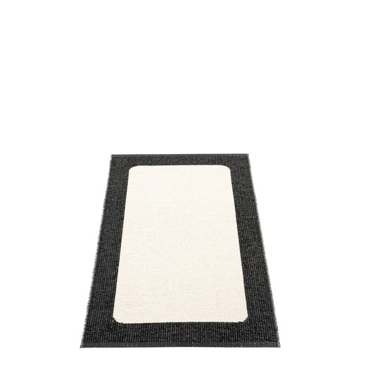 Pappelina Rug Ilda Black