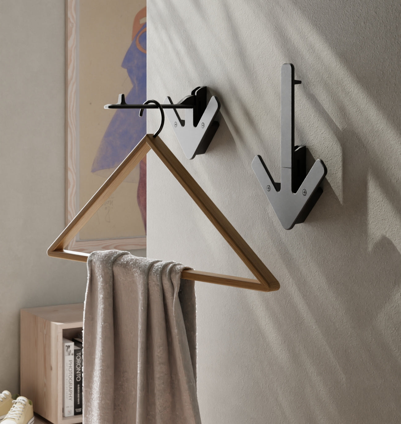 Design House Stockholm Arrow  Wall Hanger Black