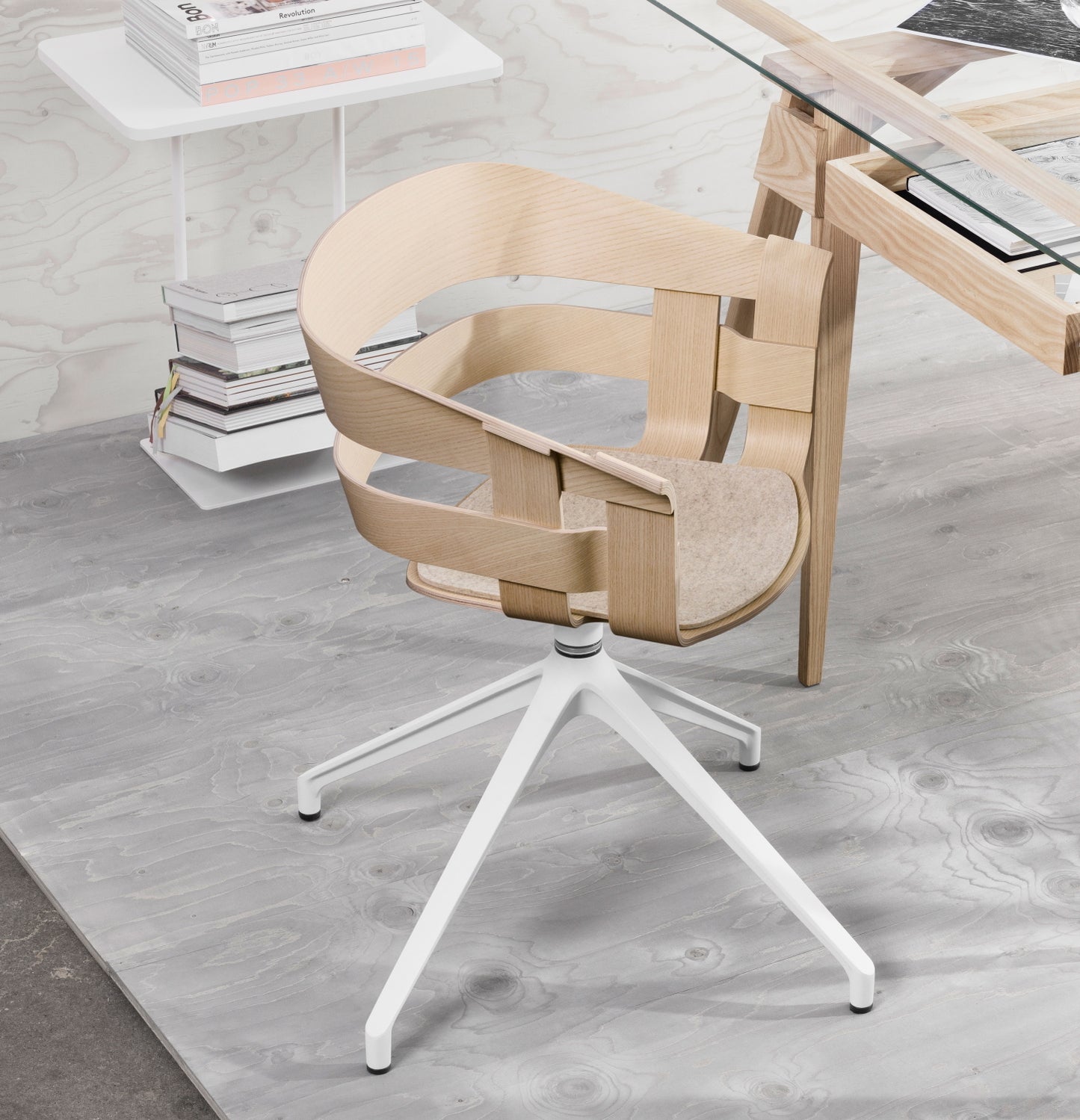 Design House Stockholm Wick Chair Swivel ash-white