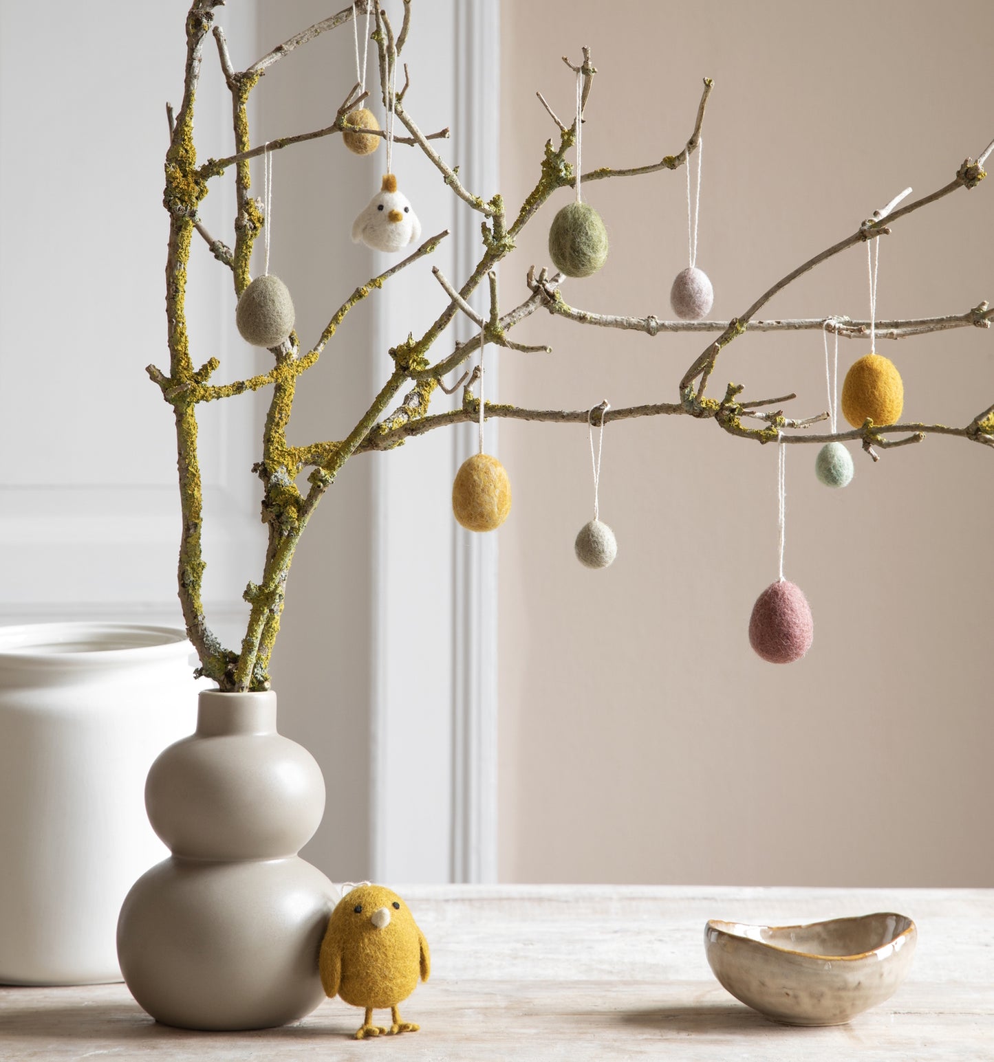 Gry & Sif Felt Egg Mini Decoration 8pk dark marble