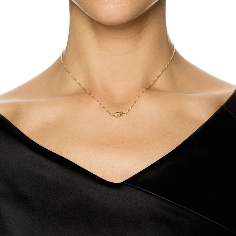 Love Knot Necklace Gold