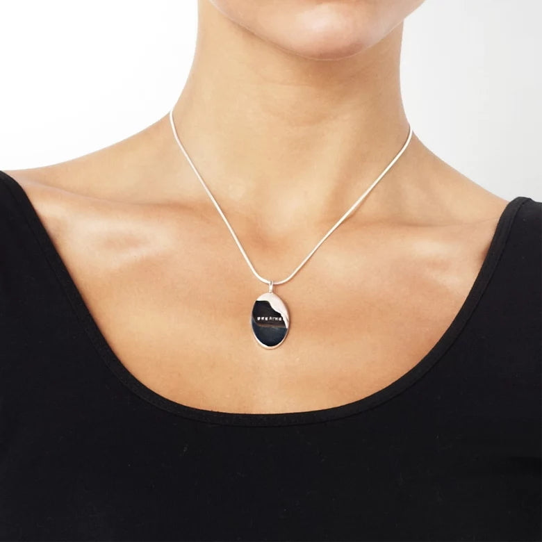 Efva Attling Breathe Pendant Necklace