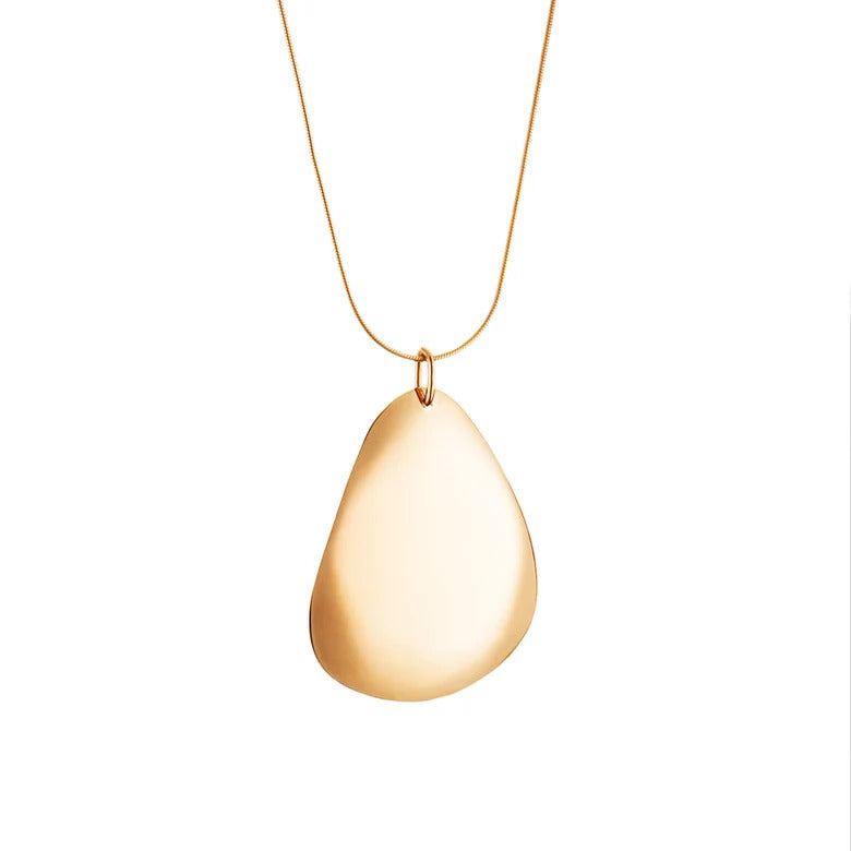 Efva Attling Rose Petal Pendant Gold