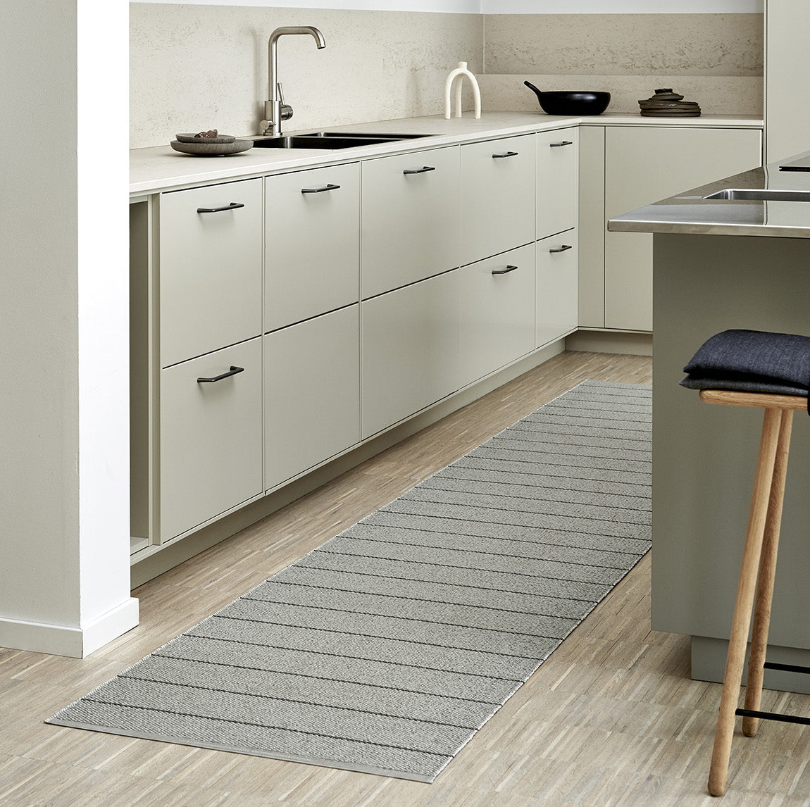 Pappelina Rug Carl Warm Grey